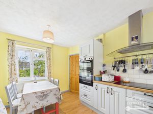 Kitchen/Dining Room- click for photo gallery